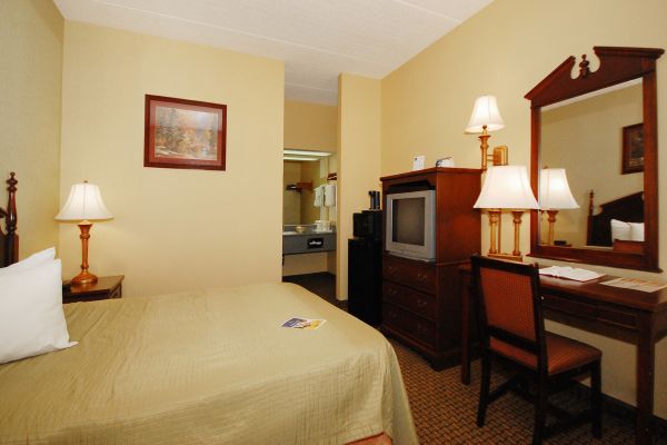 COLONIAL INN KINGSPORT (Kingsport)